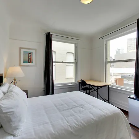 Hotel Ikon